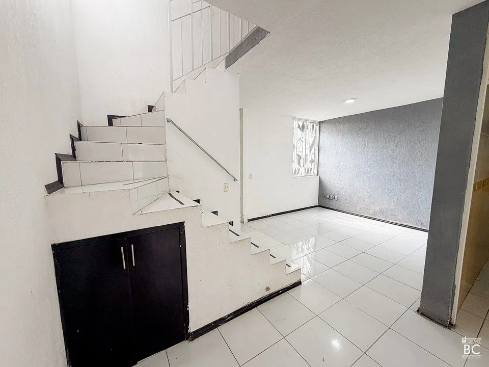 Foto 7 de Casa en Venta en Jardines del Valle, Zapopan | 2 Recámaras en Coto Quintas del V