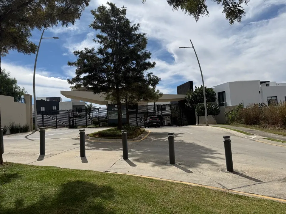 Foto 2 de Terreno en venta en Paseo De La Cantera, Capital Norte, Zapopan