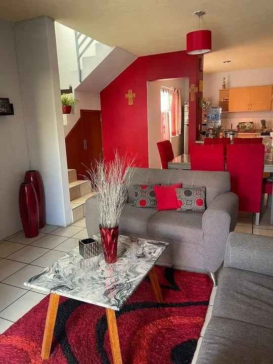 Foto 2 de Casa en Venta en Parques de Tesistán - Fray Francisco Palou 42