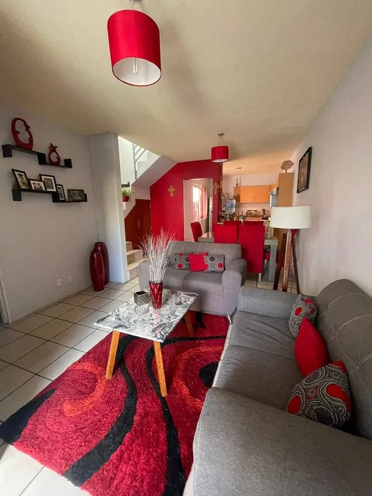 Foto 3 de Casa en Venta en Parques de Tesistán - Fray Francisco Palou 42