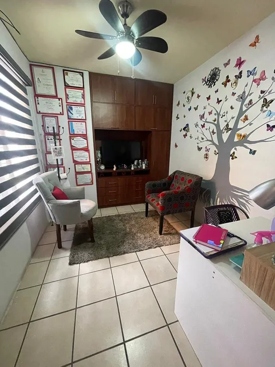 Foto 4 de Casa en Venta en Parques de Tesistán - Fray Francisco Palou 42