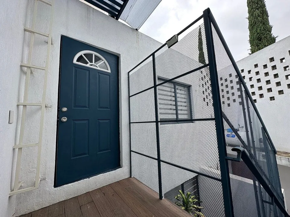 Departamento amueblado en renta en Rinconada del Aire