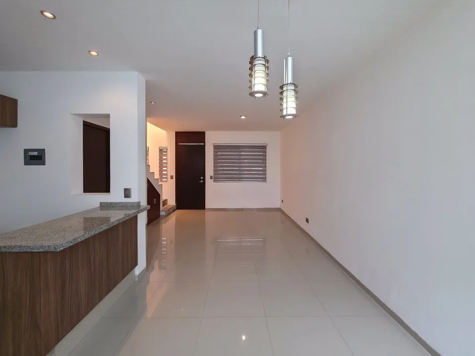 Foto 9 de Casa en RENTA en Praderas del Centinela, Zapopan