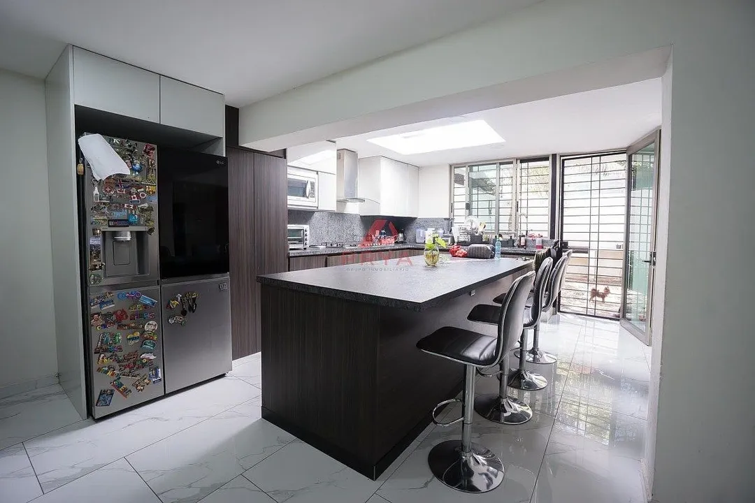 Foto 9 de Casa Remodelada en Venta Vallarta Universidad Zapopan | 3 Recámaras + 2 Estudios