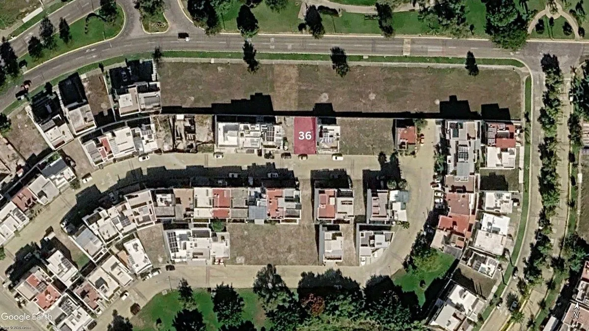Foto 4 de Terreno en Venta en Valle Imperial - Imperio Romano 36