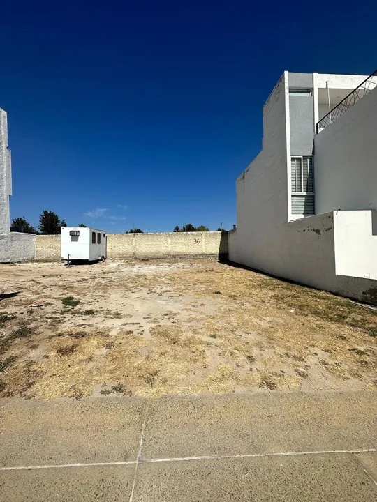 Foto 8 de Terreno en Venta en Valle Imperial - Imperio Romano 36