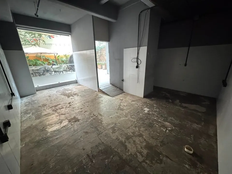 Foto 9 de Local comercial renta en zona real de zapopan. torre intervalo P