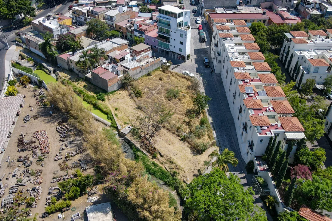 Foto 6 de Terreno en  venta, Santa  Fe, Zapopan, a 1 cuadra de avenida patria