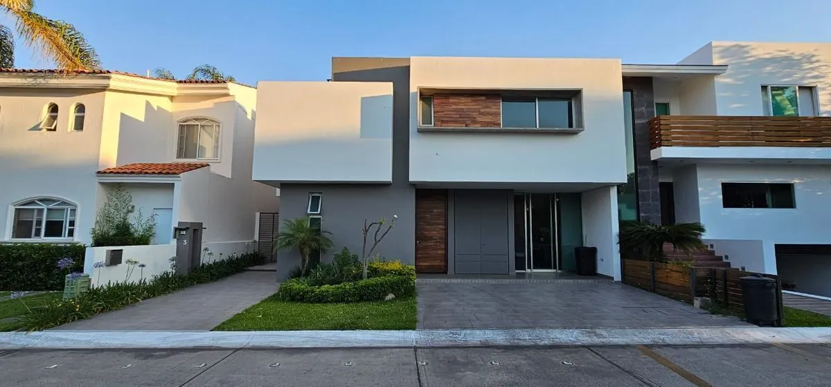 CASA EN VENTA JARDIN REAL