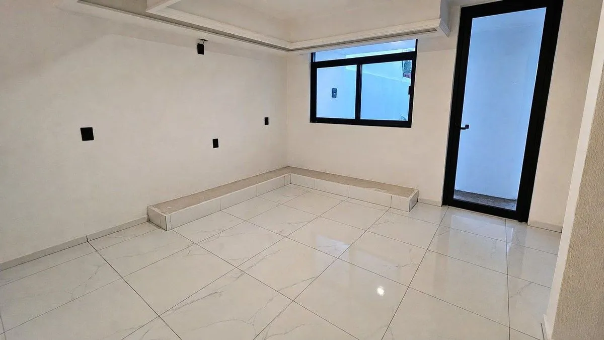 Foto 8 de CASA REMODELADA EN VENTA CIUDAD DEL SOL ZAPOPAN