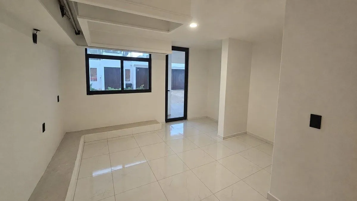 Foto 9 de CASA REMODELADA EN VENTA CIUDAD DEL SOL ZAPOPAN
