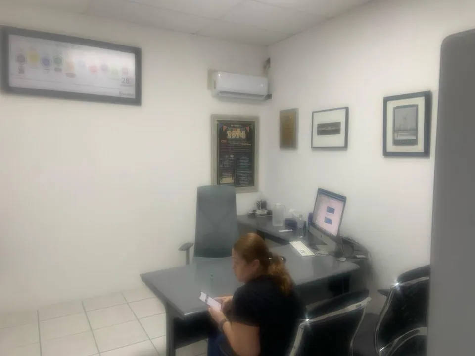 Foto 6 de EL LOCAL COMERCIAL QUE ESPERABAS EN PLAZA EXHIMODA