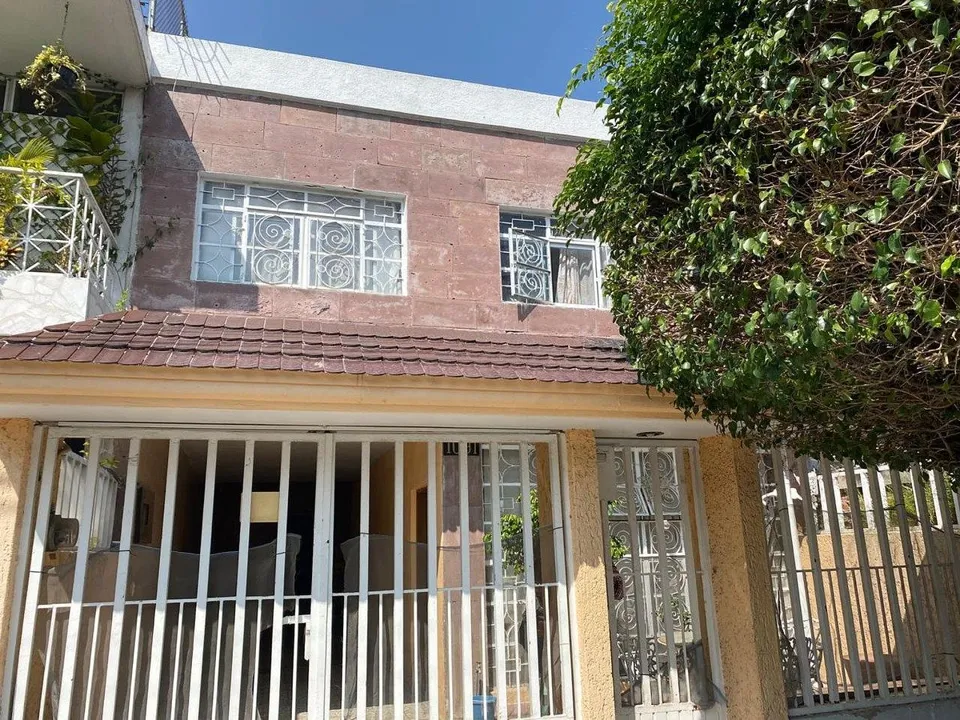 Foto 2 de 🏡 Casa en Venta Monte Alpes, Col. Independencia Oriente, Gdl