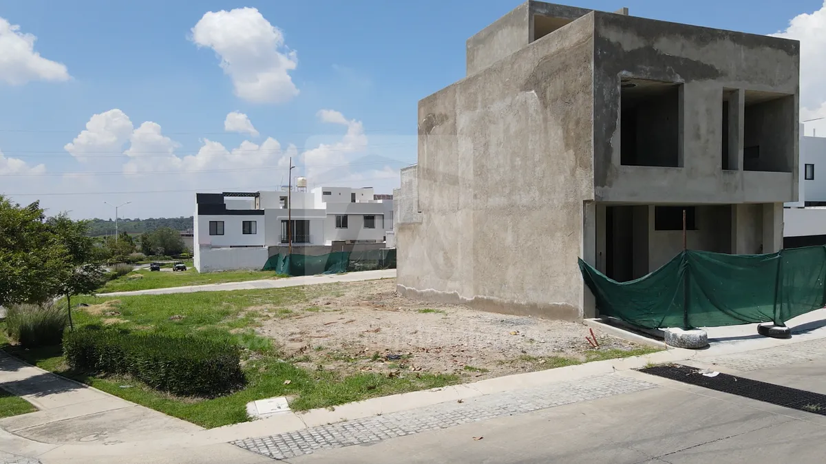Foto 3 de TERRENO EN VENTA CON USO DE SUELO HABITACIONAL EN COL. CAPITAL NORTE