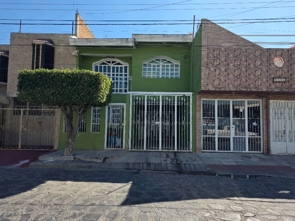 Casa en venta en Ramón Silva, Aaron Joaquín, Guadalajara