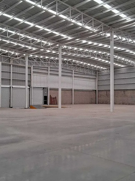 Foto 8 de Nave industrial en renta en Tesistan