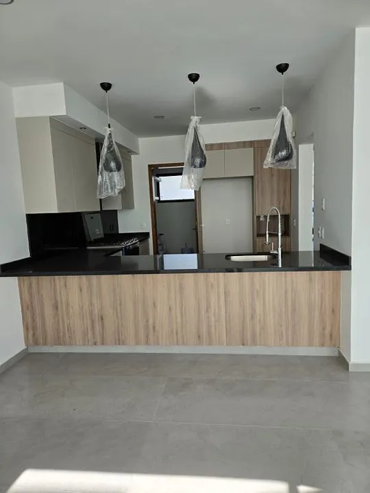 Foto 2 de SOLARES "COTO EUCALIPTOS" CASA EN VENTA