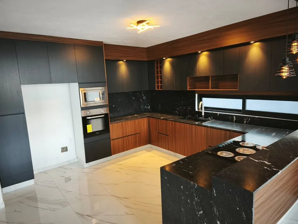 Foto 4 de HERMOSA CASA EN VENTA LOS ROBLES RESIDENCIAL