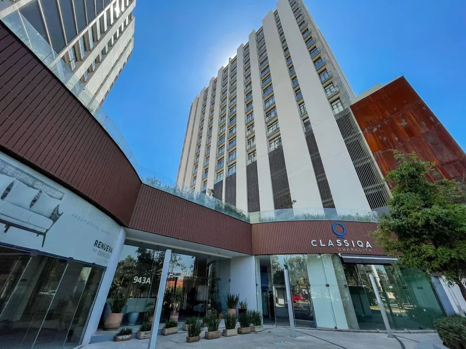 PLAZA COMERCIAL EN VENTA EN ZAPOPOAN JAL; COLONIA CHAPALITA, CLASSIQA