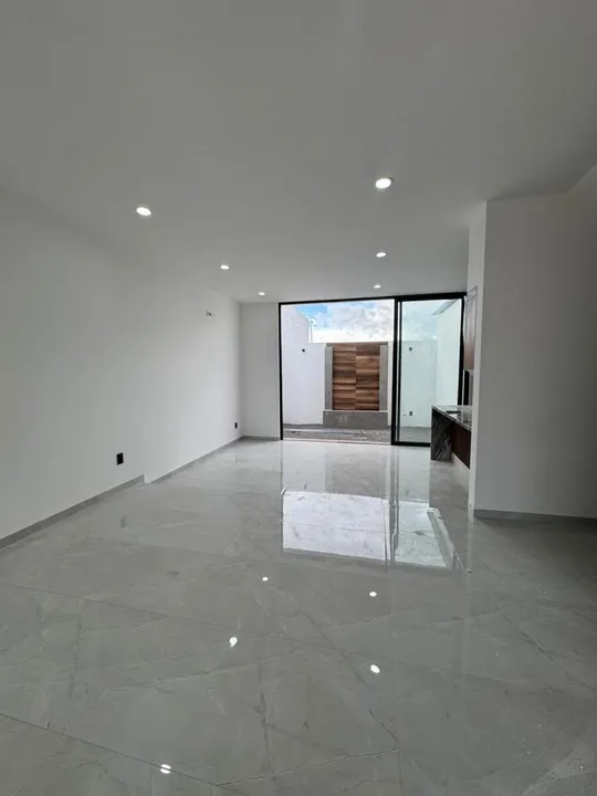 Foto 2 de CASA EN VENTA EN SENDEROS DE MONTE VERDE