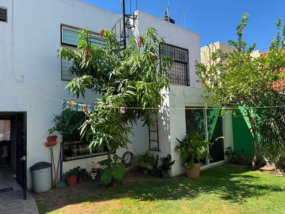 Foto 4 de CASA EN VENTA PASEOS DEL SOL
