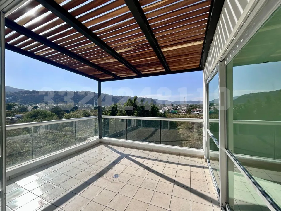 Foto 3 de Departamento en venta en Avenida Guadalupe, Valle de Bugambilias, Zapopan