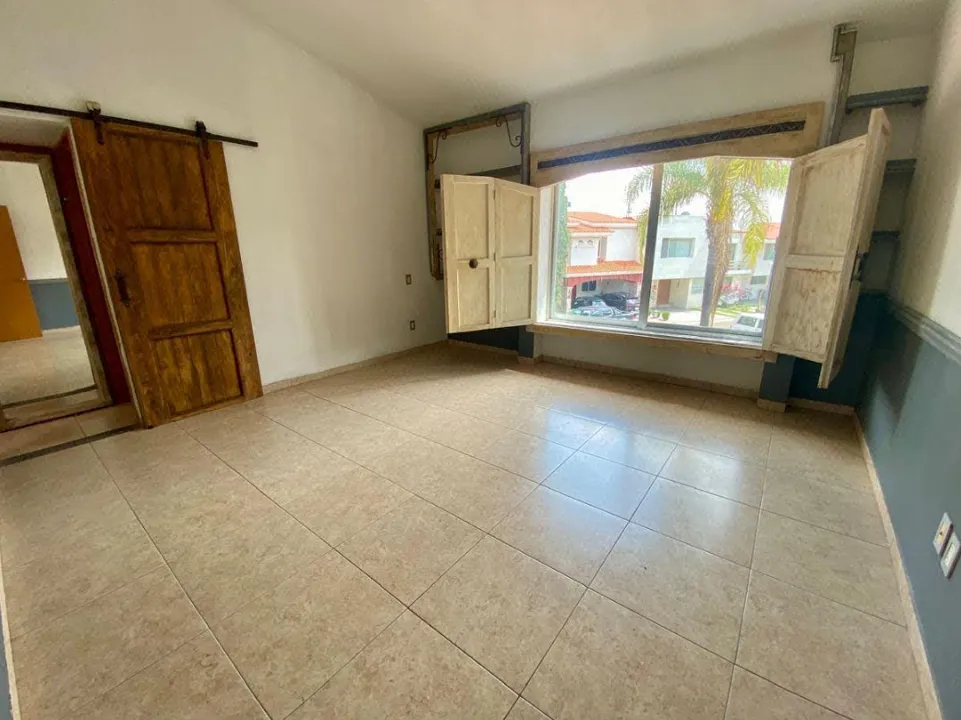 Foto 8 de Se Renta Hermosa Casa Dentro de Coto en Virreyes