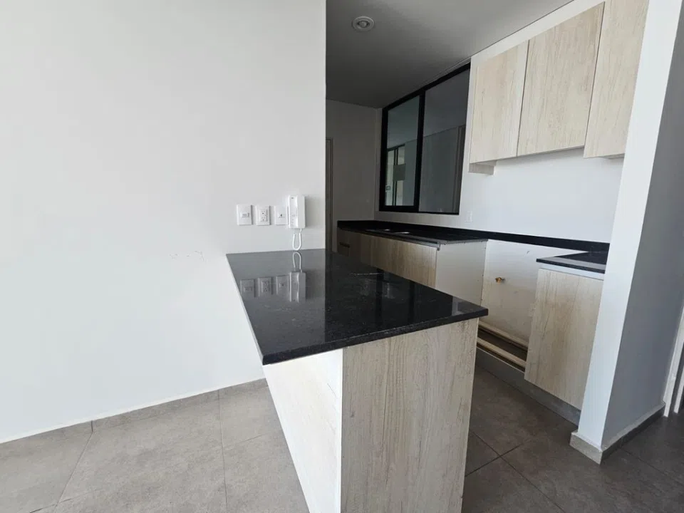 Foto 4 de Departamento en venta en Real de Valdepeñas, dentro de coto