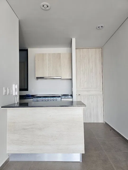 Foto 5 de Departamento en venta en Real de Valdepeñas, dentro de coto