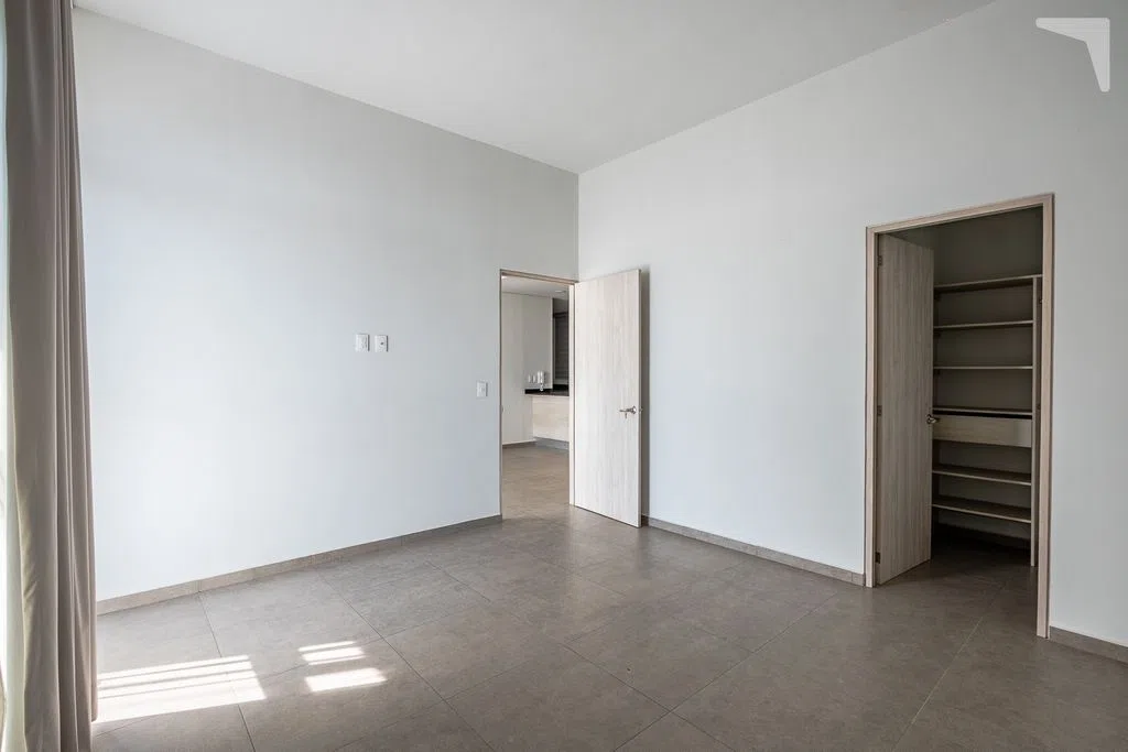 Foto 6 de Departamento en venta en Real de Valdepeñas, dentro de coto
