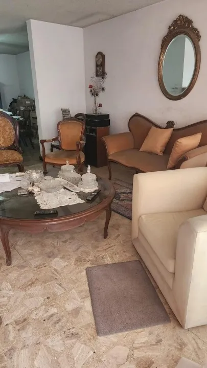 Foto 3 de Casa en venta en Avenida Tonantzin, Jardines del Bosque, Guadalajara