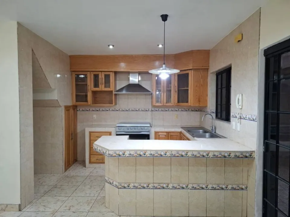 Foto 5 de Casa en venta en MONTE ALBAN, BATALLON DE SAN PATRICIO , Guadalajara