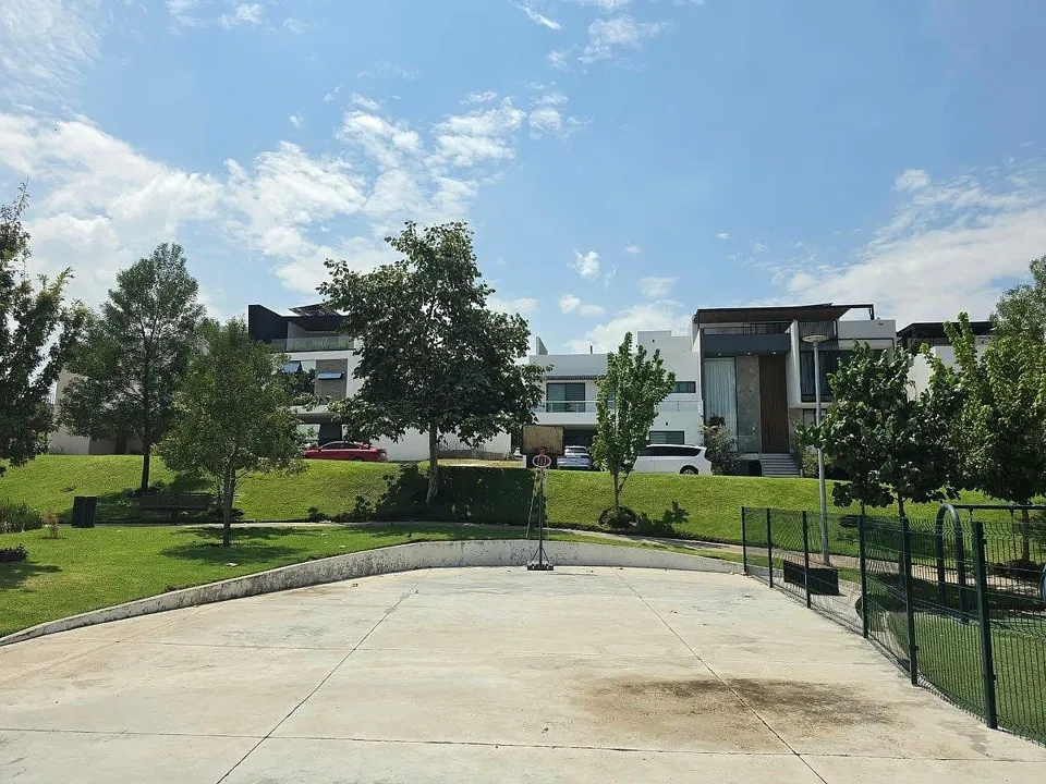 Foto 2 de Terreno en Venta en   Valle Imperia Zapopan lCoto Imperio Alemán