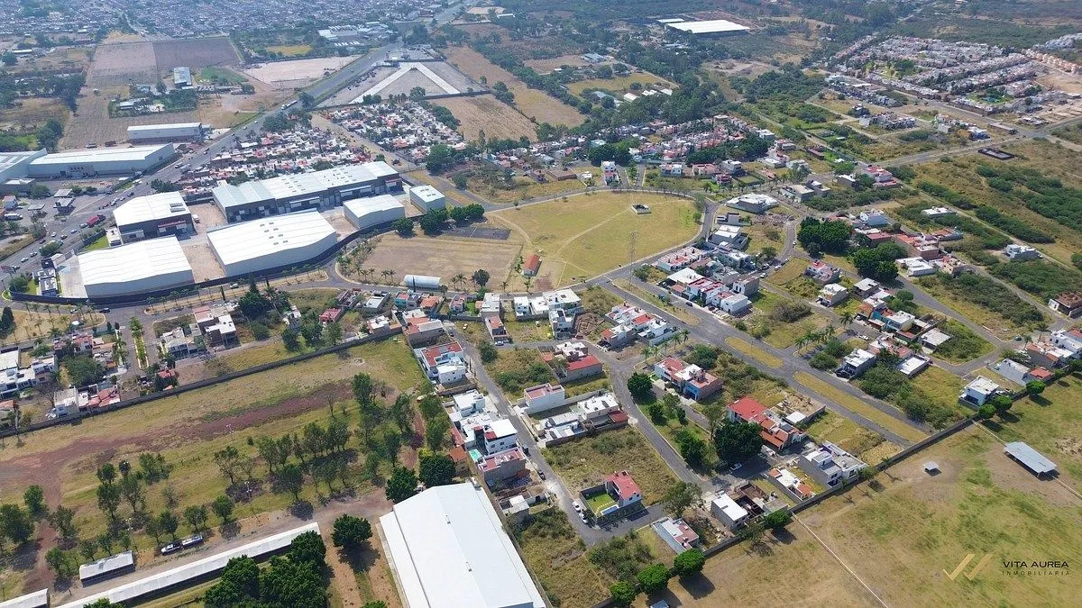 Foto 2 de Terreno en Venta en Campo Sur, Tlajomulco | 160 m² en Coto Privado con Vigilanci