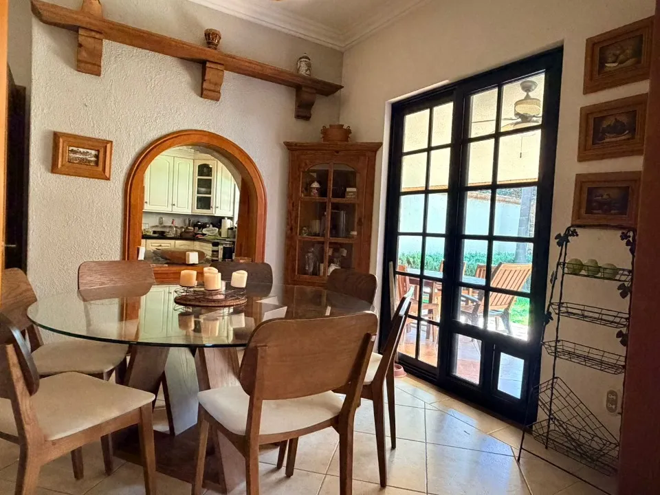Foto 5 de Casa en venta en Paseo San Arturo Norte, Valle Real, Zapopan