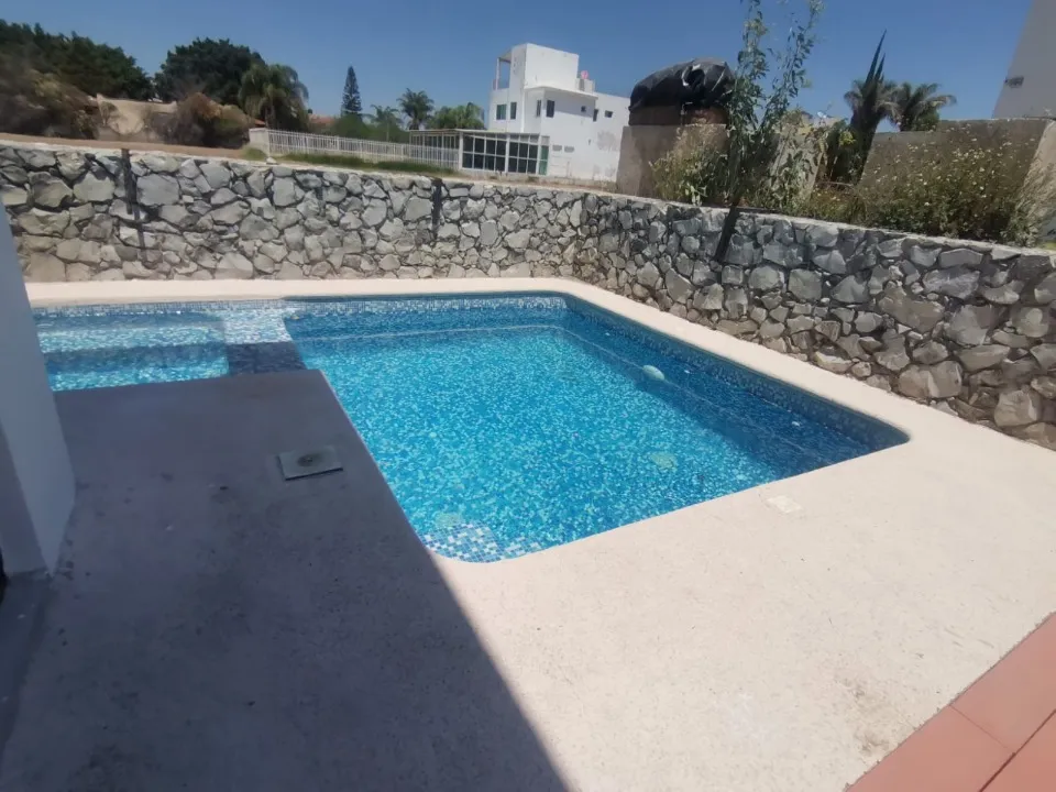 Foto 9 de Casa en venta  5 habitaciones con Alberca, Fraccionamiento Tres Reyes, Tlajomulco de Zúñiga
