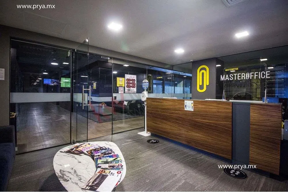 Foto 2 de Oficina en renta en Jardines de los Arcos, Guadalajara