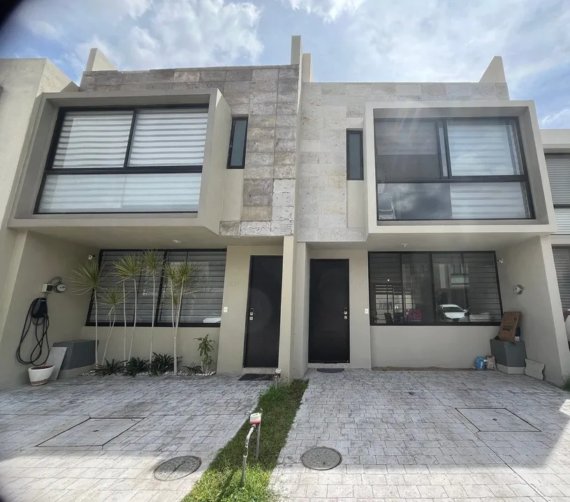 CASA EN EN VENTA EN BOSKIA RESIDENCIAL SANTA ANA TEPETITLAN