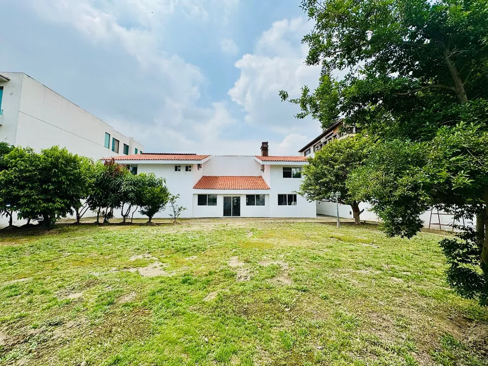Foto 2 de Exclusiva residencia con vista panoramica de Zapopan
