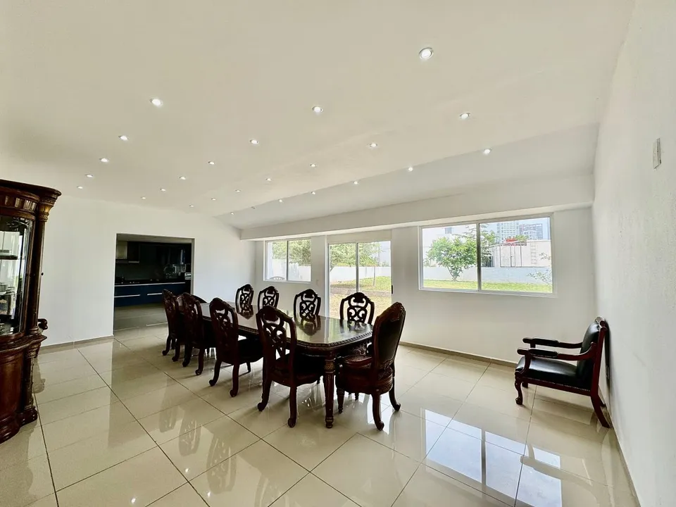 Foto 4 de Exclusiva residencia con vista panoramica de Zapopan