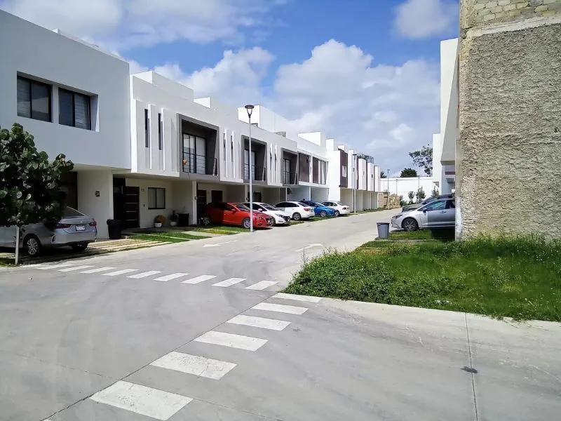 Foto 4 de Terreno en Venta en el Coto Cuarta 500 de Jardines de Nuevo México, Zapopan