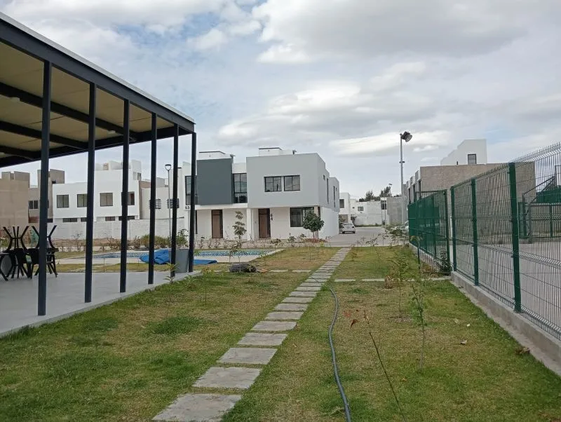 Foto 9 de Terreno en Venta en el Coto Cuarta 500 de Jardines de Nuevo México, Zapopan