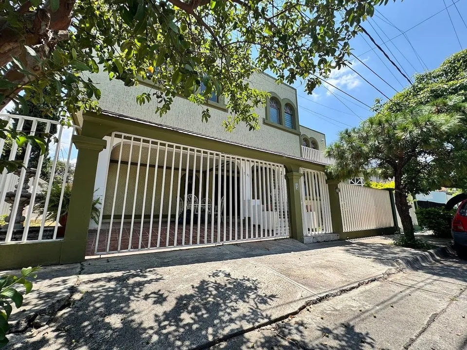 Foto 2 de Casa en venta en Jardines del Country