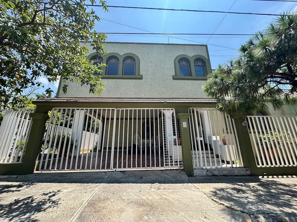 Foto 4 de Casa en venta en Jardines del Country