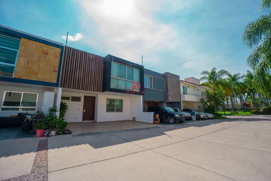 Foto 4 de Casa en venta en Del Pilar Residencial, Tlajomulco de Zúñiga,con 4 rec y Alberca