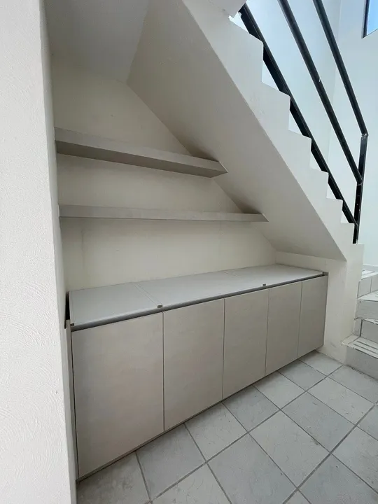 Foto 5 de CASA REMODELADA EN VENTA EN BUGAMBILIAS