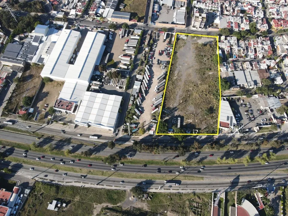 Foto 4 de Terreno en Venta, A 1 minuto de la Expo Ganadera, En El Alamo, Guadalajara