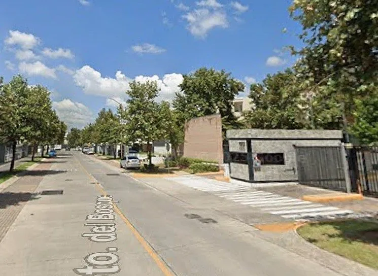 Foto 5 de TERRENO SOBRE AVENIDA EN BOSQUES VALLARTA, ZAPOPAN, JALISCO.