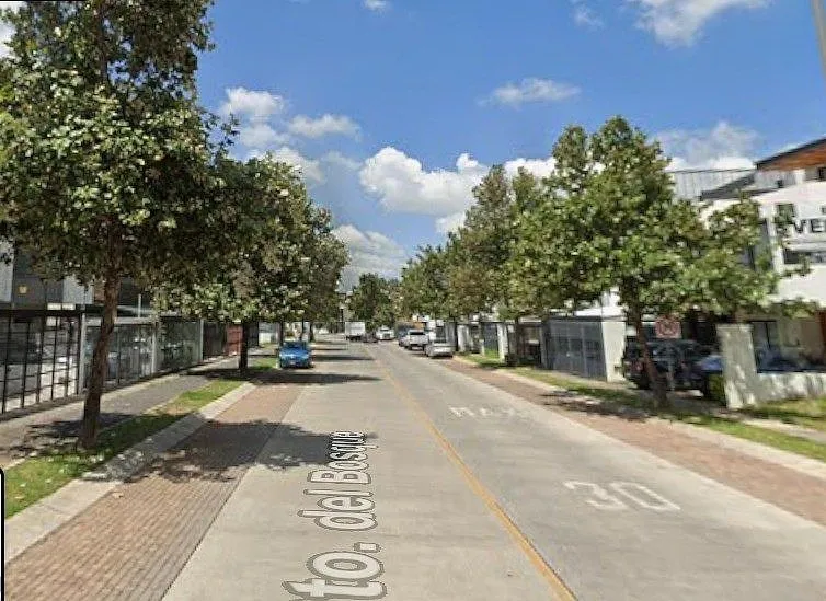 Foto 7 de TERRENO SOBRE AVENIDA EN BOSQUES VALLARTA, ZAPOPAN, JALISCO.