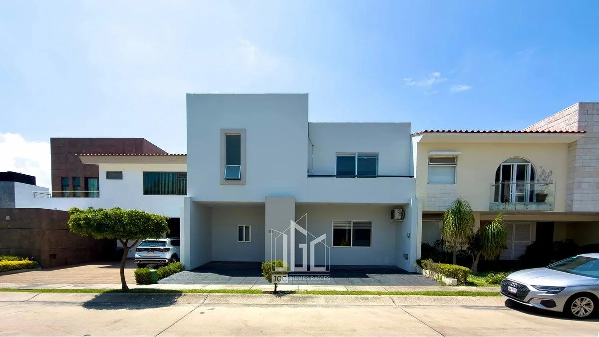 CASA EN VENTA EN PUERTA DEL VALLE – ZAPOPAN